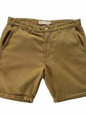 Men's Flat Front Casual Shorts in Olive Drab
